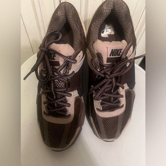 Nike Air Zoom Vomero 5 Plum Eclipse Women's 9.5, size 8 men's - Picture 11 of 15